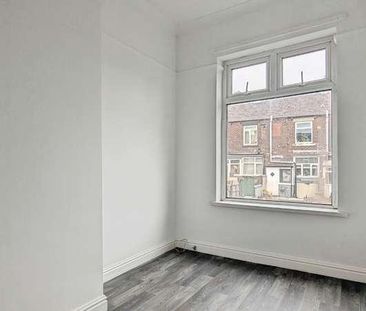 Verney Road, Royton, OL2 - Photo 6