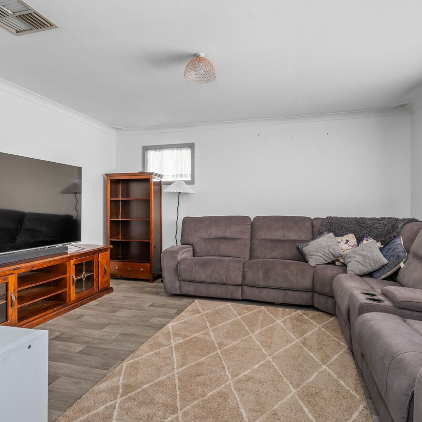 Great Location 3x1 Home In South Kalgoorlie - Photo 1