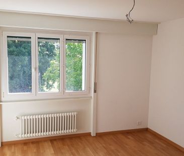 Bel appartement de 3.5 pièces entièrement rénové proche des commodités - Foto 2