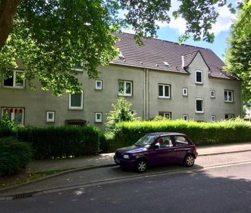 Günstige 2,5 Zimmer Wohnung sucht Mieter! - Photo 1