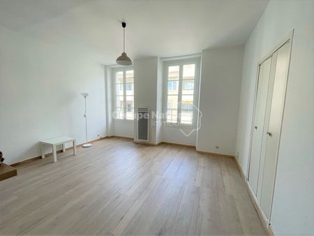 Location Appartement 2 pièces 37m² - Photo 2