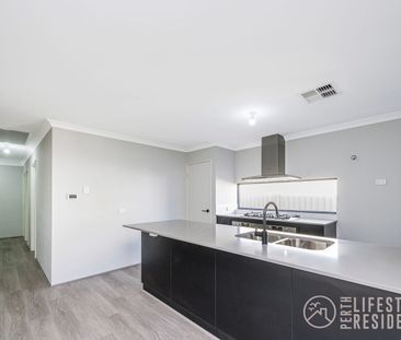 Fab Location, Perfect For A Busy Lifestyle - Photo 6