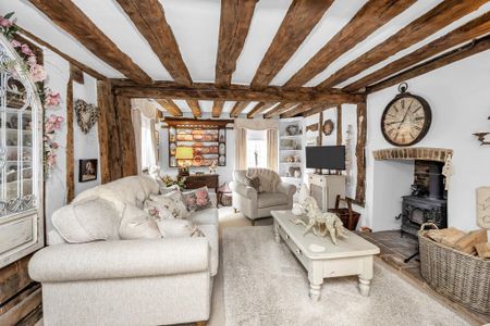 2 bedroom cottage to rent - Photo 2