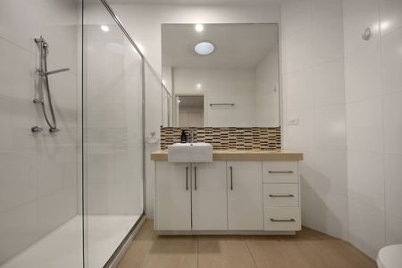 2/1 Wonga Court, Bentleigh East - Photo 3