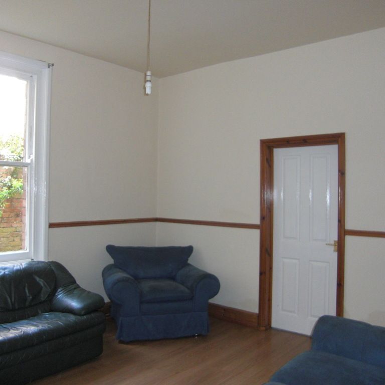 2 Bed Student Accommodation - Photo 1