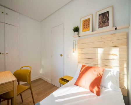 Calle del Conde de la Cimera, Madrid, Community of Madrid 28040 - Photo 4