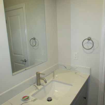 For Lease - 24A Roncesvalles Avenue Unit# 3rd Floor, Toronto, Ontario - Photo 1