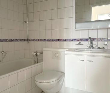 GROSSZÜGIGE WOHNUNG NÄHE STEDTLI LAUFEN - Foto 2