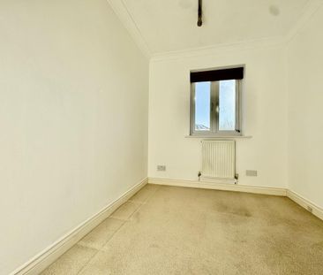 4 bedroom detached house to rent - Photo 4