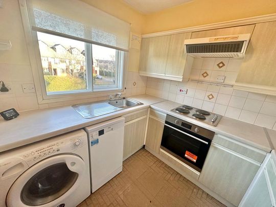 2 bedroom maisonette to rent - Photo 1