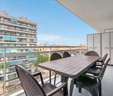 3 bedroom luxury Apartment for rent in Gandia, Valencia - Photo 3