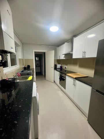 Room in a Shared House, Miranda Rd, L20 - Photo 4