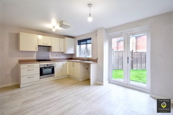 Oswalds Close, Longford, Gloucester - Photo 1