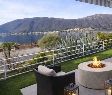Apartment with lake view and garden terrace - Photo 3