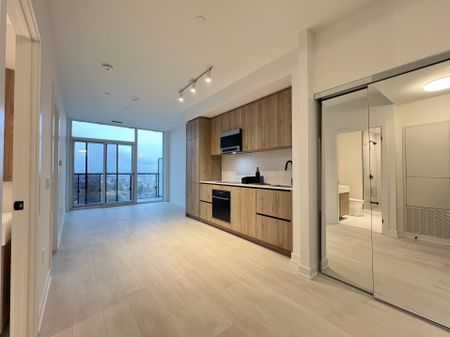 For Lease - 127 Broadway Avenue Unit# 1910, Toronto, Ontario - Photo 2