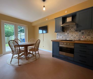 17A Westway Hill, Belfast , BT13 3NZ - Photo 3