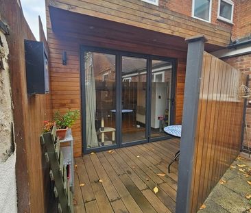 2 Bed Detached House, Queens Road, LE2 - Photo 2