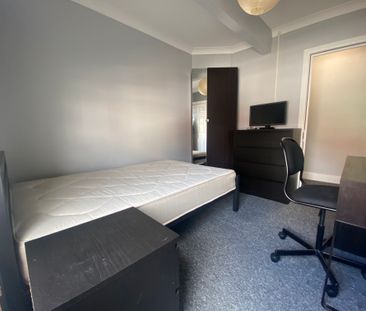 Erleigh Road - Photo 6