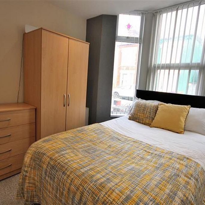 1 bedroom in a house share to rent - Photo 1