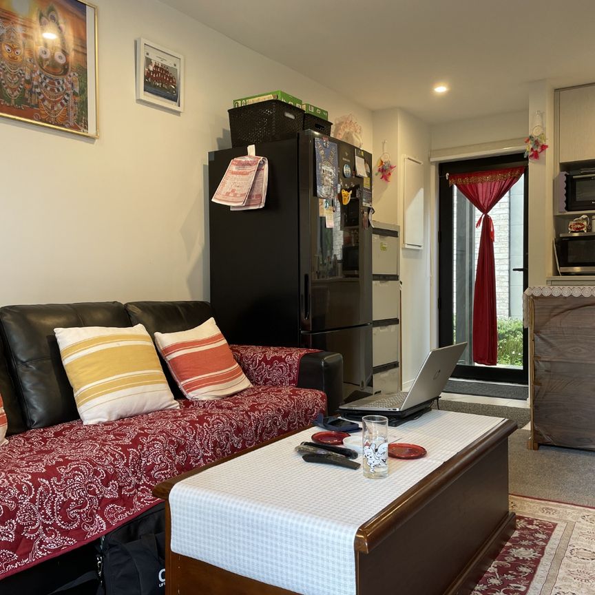 One bedroom townhouse in sunny Taita - Photo 1