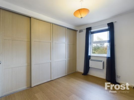 Swan Road, Feltham,TW13 - Photo 1