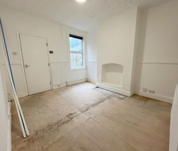 2 bedroom house to rent - Photo 1