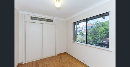 MOUNT LAWLEY LIFESTYLE! - Photo 3