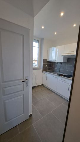 Location Appartement 2 pièces 35m² - Photo 5