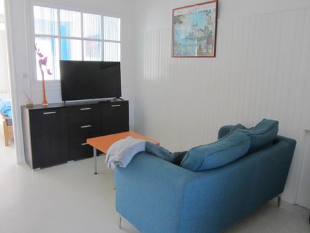 Location Appartement 1 pièce 36m² BORT LES ORGUES 19110 - Photo 2