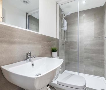 6 bedroom house to rent - Photo 3