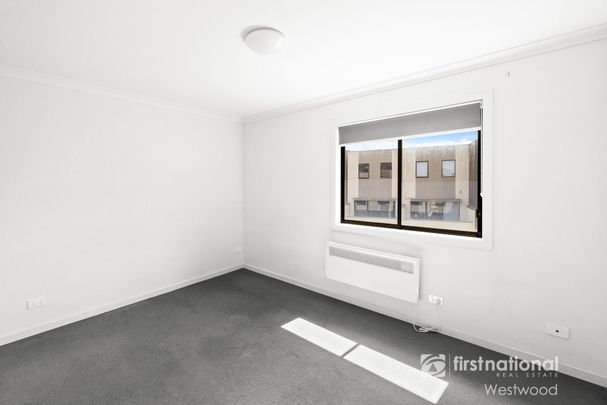 Maximum Convenience - Photo 1