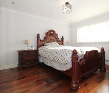 4 bedroom detached house to rent - Photo 3