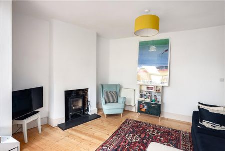 3 bedroom semi-detached house to rent - Photo 4