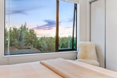 Pet negotiable beautiful sunny townhouse - Photo 4
