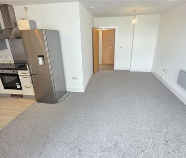 3 bedroom apartment to rent - Photo 2