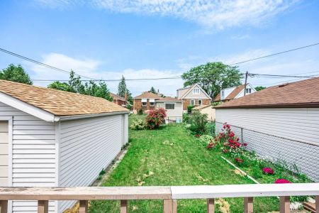 Detached Home For Lease | E8469718 - Photo 5