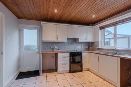 10 Galdanagh Drive, Clough, Ballymena, BT44 9BF - Photo 2