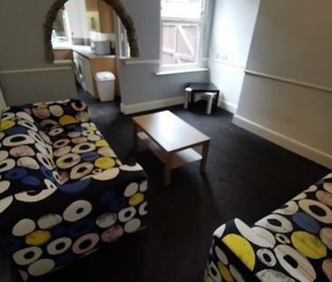 33 Club Street, Sharrow - Photo 3