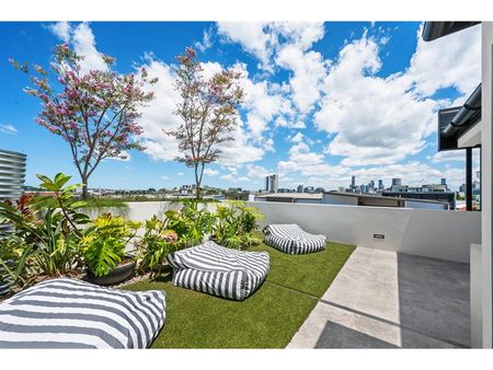 Bryden Street, Windsor - Photo 2