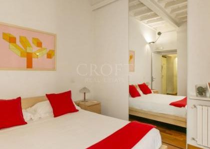 Elegant Apartment in the Heart of Rome: Between Piazza di Spagna and Via del Corso, in residence with dayluy cleaning , A/C wifi , consierge. Rif #1948