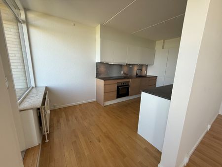 Flot 3-værelses med østvendt altan og storslået havudsigt. - Foto 5