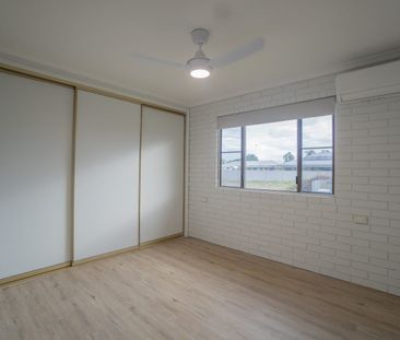 Renovated home on 5200m2 - Photo 2