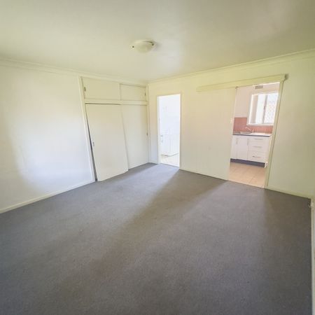 8 Bent Street, West Tamworth NSW 2340 - Photo 4