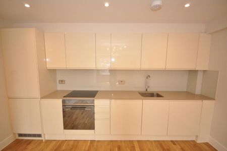 2 bedroom apartment to rent - Photo 5