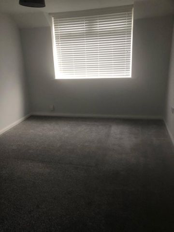 2 bedroom semi-detached house to rent - Photo 4