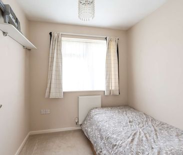 Kysbie Close, Abingdon, Oxfordshire, OX14 - Photo 1