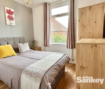 3 bedroom semi-detached house to rent - Photo 3