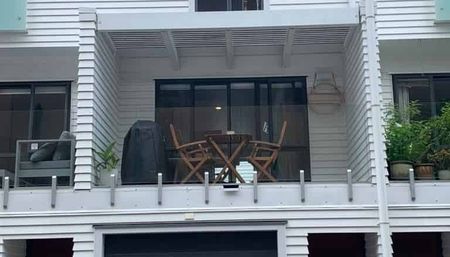 2 Bedroom townhouse Ellerslie - Photo 2