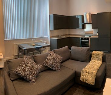 1 Bed Flat, Orleans House, L3 - Photo 1