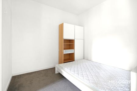 CITY LIVING TWO BEDROOMS AT MILANO - FURNISHED - Photo 4